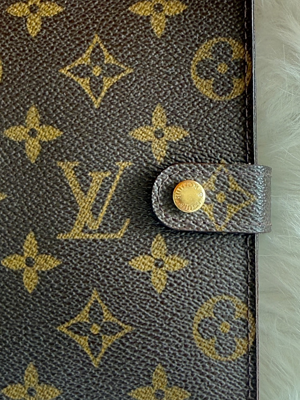LOUIS VUITTON SMALL RING AGENDA PM W/PLANNER INSERT 2026 COVER AND PAGES - Picture 7 of 10